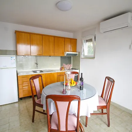 Vanessa Marusici (Split-Dalmatia)